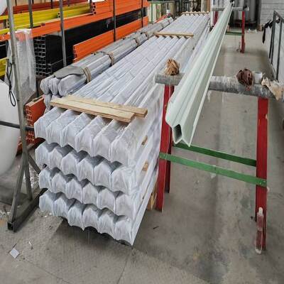 ปรับปรุงโปรไฟล์ FRP สายใยแก้วขนาดใหญ่พิเศษ ยอมต่อการกัดกร่อนของถ่าน epoxy อายุการใช้งานยาว