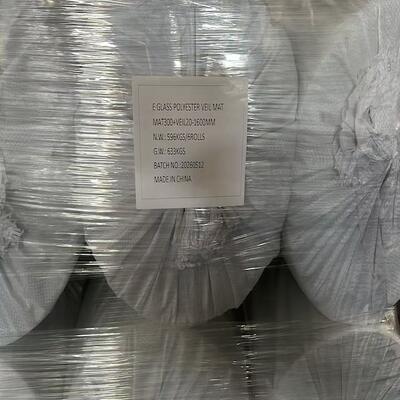 ขายปลีก E Glass Polyester Veil Mat MAT300+VEIL20 1600MM, 6 รอลล์ต่อชุด, E-glass fiber veil mat สําหรับ FRP สารประกอบ, ทนทานต่อการกัดสั่น, ผลิตในโรงงานจีนที่มีการจัดส่งชุดที่มั่นคง